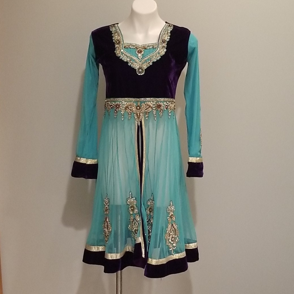 Naaz Blue and Purple Salwar Kameez w Duppata sz 36
